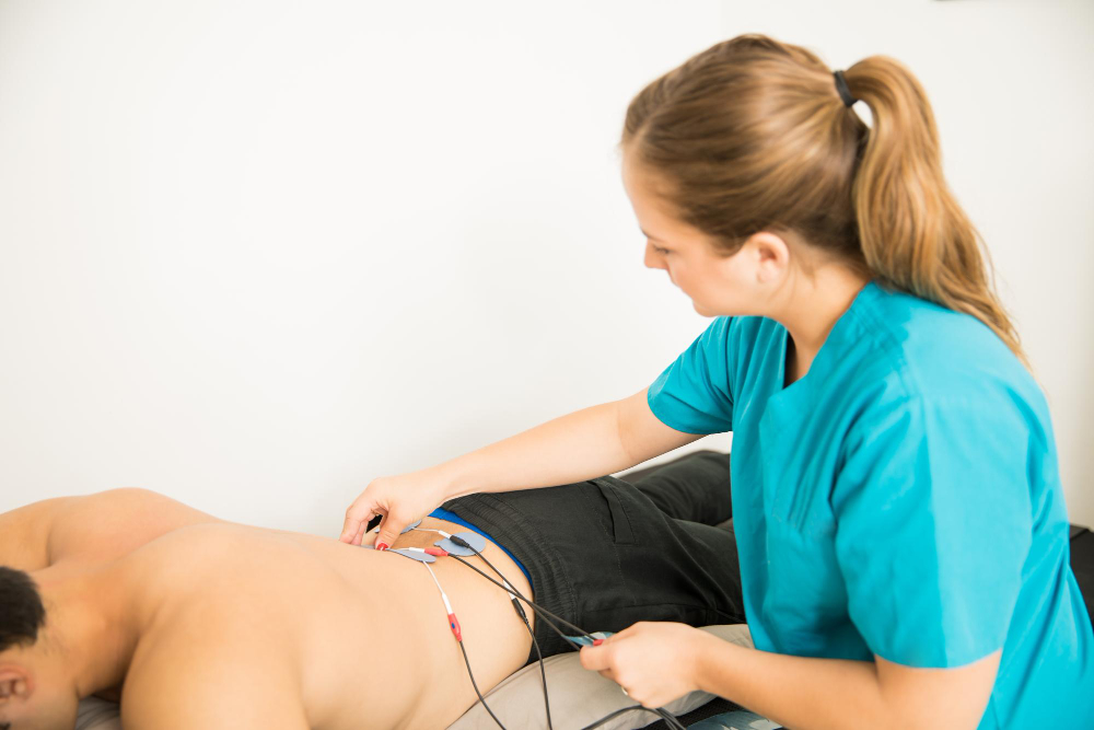 ¿Cómo puede la electroestimulación muscular complementar la recuperación física?